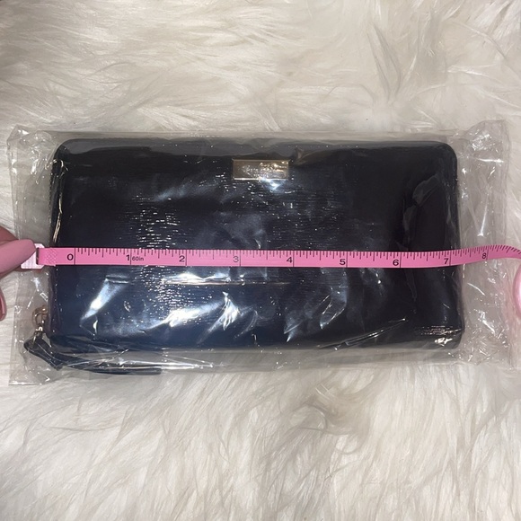 π Kate Spade sparkle wristlet β¨ - Picture 7 of 9